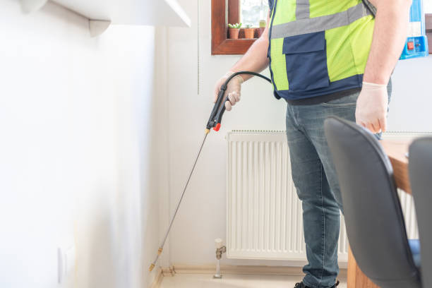 Best Cockroach Control Services  in Luna Pier, MI